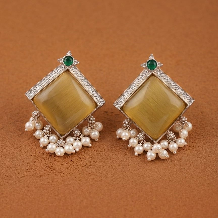 Chanchal Chakor Studs – Honey Gold Edition