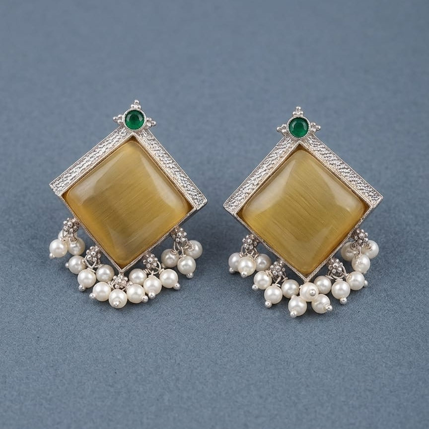 Chanchal Chakor Studs – Honey Gold Edition